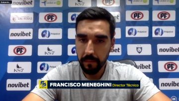 180323DEP03 CONFERENCIA DE PRENSA POST PARTIDO DEL DT DE EVERTON, FRANCISCO MENEGHINI (01)