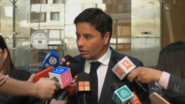 27032319 ALCALDE CARTER TRAS REUNIÓN CON FISCAL NACIONAL 04