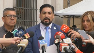 03042302 DIPUTADO OYARZO SOLICITA ESTADO DE EXCEPCIÓN PARA LAS COMUNAS DEL DISTRITO 8 EN LA RM 06