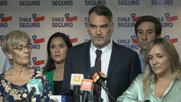 06042308 PUNTO DE PRENSA UDI (01)