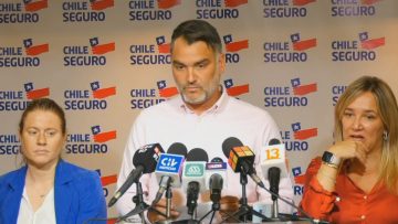 10042304PUNTO PRENSA UDI 02