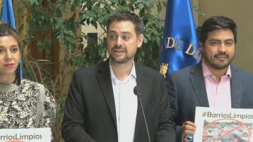 120423C01 DIPUTADOS PRESENTAN PROYECTO BARRIOS LIMPIOS 01
