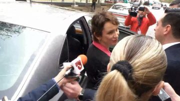 14042311 APOYOS DE LA SALIDA DE LA MINISTRA DEL INTERIOR (02) (1)