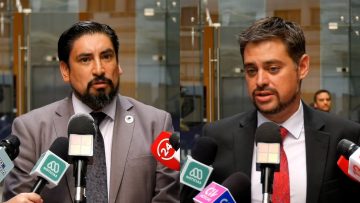 17042307 PUNTO DE PRENSA DIPUTADOS OYARZO Y MANOUCHEHRI 00