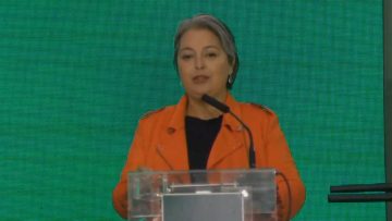 01052302 DISCURSO DE LA MINISTRA DEL TRABAJO EN LA ACHS (02)
