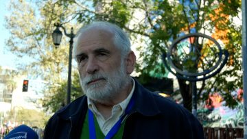 01052310 DECLARACIONES DEL MINISTRO DE VIVIENDA TRAS CONMEMORACIÓN POR EL PRIMERO DE MAYO 01