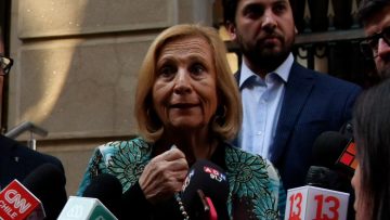 08052307 DIPUTADOS DEL PPD E INDEPENDIENTES SE REÚNEN CON EL MINISTRO DE HACIENDA 06