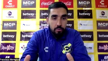 100523DEP04 CONFERENCIA DE PRENSA DEL DT EVERTON 03