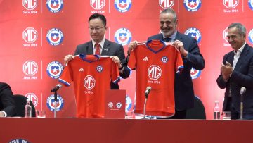 300523DEP01 PRESENTACIÓN DE MG COMO NUEVO AUSPICIADOR DE LA ROJA 10