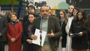 31052301 ENTREGA DE BECA DE TECNOLOGÍAS DE LA INFORMACIÓN 2023 04
