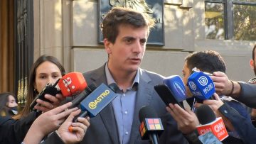 31052303 DIPUTADOS RN PRESENTAN REQUERIMIENTO ANTE LA CONTRALORÍA GENERAL DE LA REPÚBLICA 04