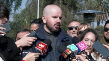 11062305 MINISTRO JACKSON SE REÚNE CON FAMILIAS DE ACOGIDAS 03
