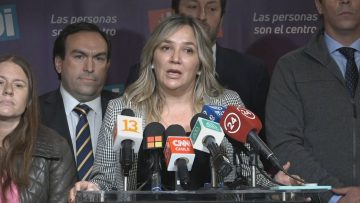 12062305 UDI HACE LLAMADO AL GOBIERNO POR LA CRISIS SANITARIA 08