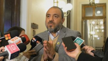 150623C03 MINISTRO DE EDUCACIÓN TRAS PARTICIPAR EN COMISIÓN DE EDUCACIÓN DEL SENADO 02