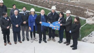 03072303 ENTREGA A LA CORPORACIÓN SANTIAGO 2023 DE LAS LLAVES DE LOS PRIMEROS 309 DEPARTAMENTOS 2