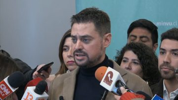03072309 DIPUTADOS PS SE REÚNE CON EL MINISTRO DE VIVIENDA 03