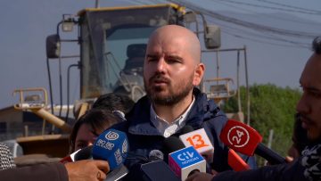 10072313 PUNTO DE PRENSA DEL MINISTRO DE DESARROLLO SOCIAL TRAS VISITAR LA LOCALIDAD DE LA MANRESA EN TALAGANTE 13