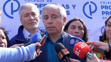 26072313 MINISTRO DE EDUCACIÓN SE REFIERE AL LLAMADO A PARO DEL COLEGIO DE PROFESORES 01 (1)