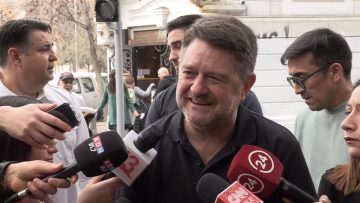 30072315 GOBERNADOR DE RM PARTICIPA EN LIMPIEZA DE FACHADAS COMUNITARIAS 02