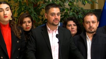 020823C01 DIPUTADOS PIDEN HOMENAJE A S. ALLENDE 02