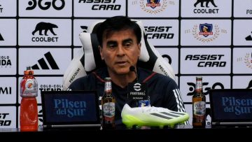 040823DEP01 CONFERENCIA DE PRENSA COLO COLO 02