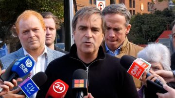 06082301 SENADORES Y DIPUTADOS RECHAZAN CAMBIO DE NOMBRES A CALLES DE SANTIAGO 02