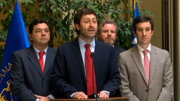 080823C16 DIPUTADOS 16 02