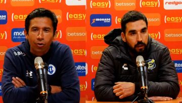 090823DEP07 CONFERENCIA DE PRENSA POST PARTIDO DE LOS TECNICOS DE LA UC Y EVERTON POR COPA CHILE 06