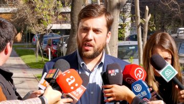 12082304 DECLARACIONES DEL DIPUTADO RAÚL SOTO POR RENUNCIA DE EXMINISTRO JACKSON 01