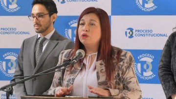 140823CC01 CONSEJERA KAREN ARAYA 02 (1)