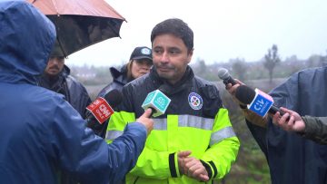 19082305 ALCALDE CARTER INSPECCIONA PISCINAS DECANTADORAS EN LA QUEBRADA DE MACUL 06