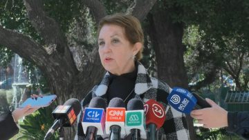 25082303 PUNTO DE PRENSA GLORIA HUTT 04