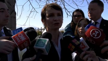 _27082303 DECLARACIONES DE LA MINISTRA DEL INTERIOR, CAROLINA TOHÁ, TRAS ASISTIR AL VELORIO DE BELISARIO VELASCO 02