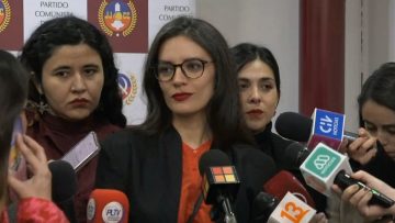 29082304 PUNTO DE PRENSA MINISTRA VALLEJO 02