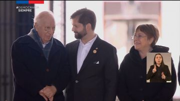 11092338 APOYO PRESIDENTES EN ESCENARIO 02