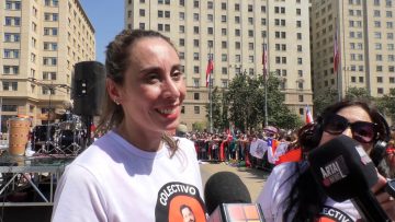30092313 DECLARACIONES DE LA ORGANIZADORA DE LA CONCENTRACIÓN A FAVOR DEL GOBIERNO DEL PRESIDENTE BORIC 06