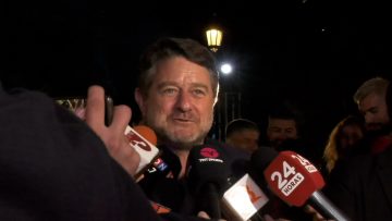 300923DEP08 DECLARACIONES DEL GOBERNADOR DE SANTIAGO 02