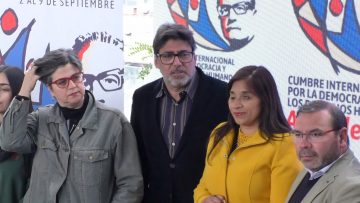 CUMBRE INTERNACIONAL POR LA DEMOCRACIA Y LOS DERECHOS HUMANOS 03 (1)