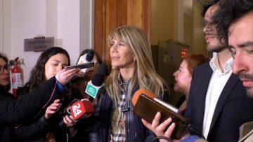 05102311 XIMENA RINCÓN Y REUNIÓN DE OFICIALISTAS 1