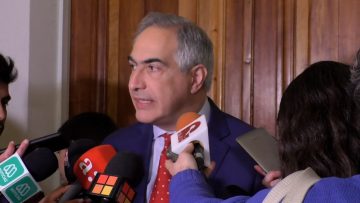 05102313 SENADOR CHAHUÁN Y ALERTA SANITARIA PARA EL CÁNCER 1