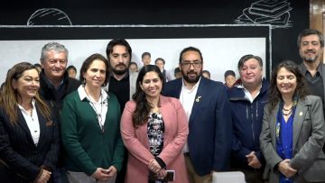 06102302 MINISTRO DE EDUCACIÓN SE REÚNE CON ALCALDES 06