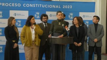 111023CC01 COMISIÓN EXPERTA POR NUEVO TEXTO CONSTITUCIONAL 11