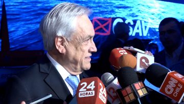13102314 EX PRESIDENTE PIÑERA POST EXPOSICIÓN DÍA DEL COMERCIO GLOBAL 03