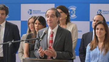 131023CC04 PNTO DE PRENSA BANCADA RN Y UDI 02