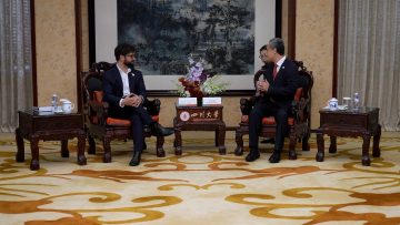 141023CHN02 IMÁGENES DE APOYO DE LA PARTICIPACIÓN DEL PRESIDENTE GABRIEL BORIC EN LA UNIVERSIDAD DE SICHUAN 02