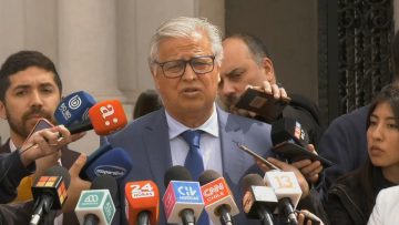 16102311 PARLAMENTARIOS PS EN LA MONEDA 04