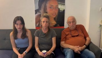 21102307 FAMILIA DE MIA SCHEM PIDE AYUDA AL PRESIDENTE BORIC 02