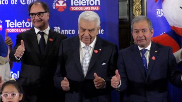 08112308 TELETÓN Y BANCO DE CHILE REALIZAN LANZAMIENTO DE CAMPAÑA 23 (1)