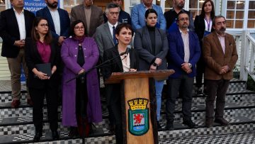 09112319 PUNTO DE PRENSA MINISTRA TOHÁ EN PANGUIPULLI 06 (1)