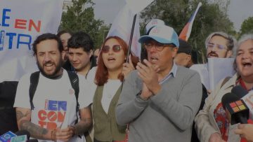 13112301 BANDERAZO POR EL EN CONTRA 14